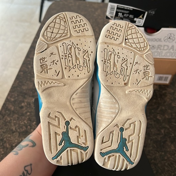 Jordan 9 - Picture 5 of 7